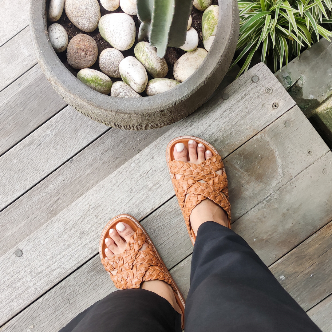 ZENDA Woven Slides