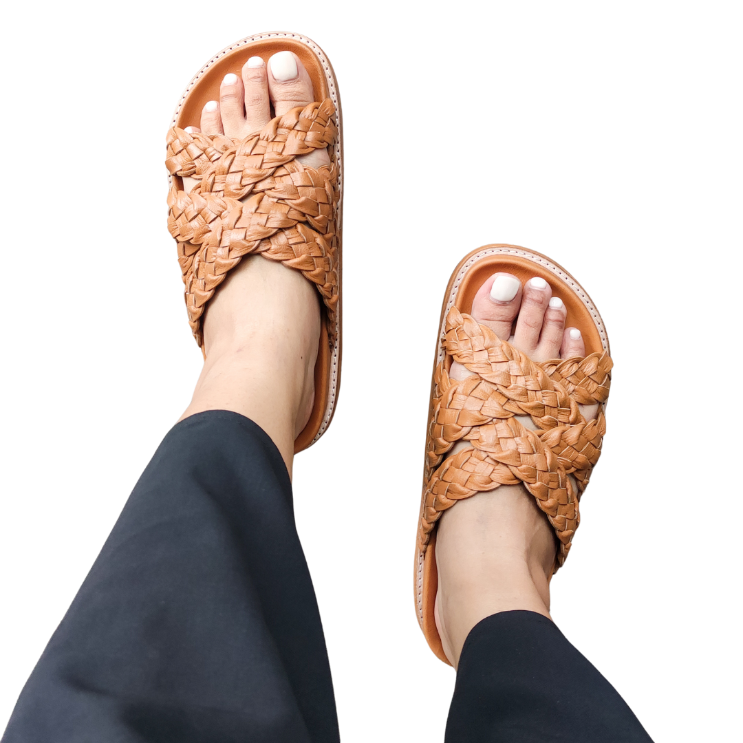 ZENDA Woven Slides