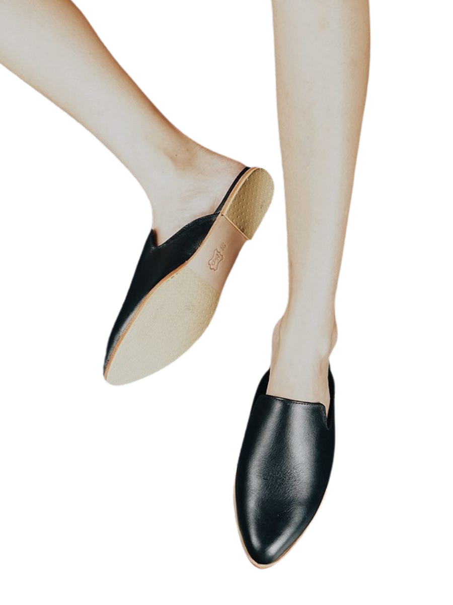 Black MIRA leather loafer