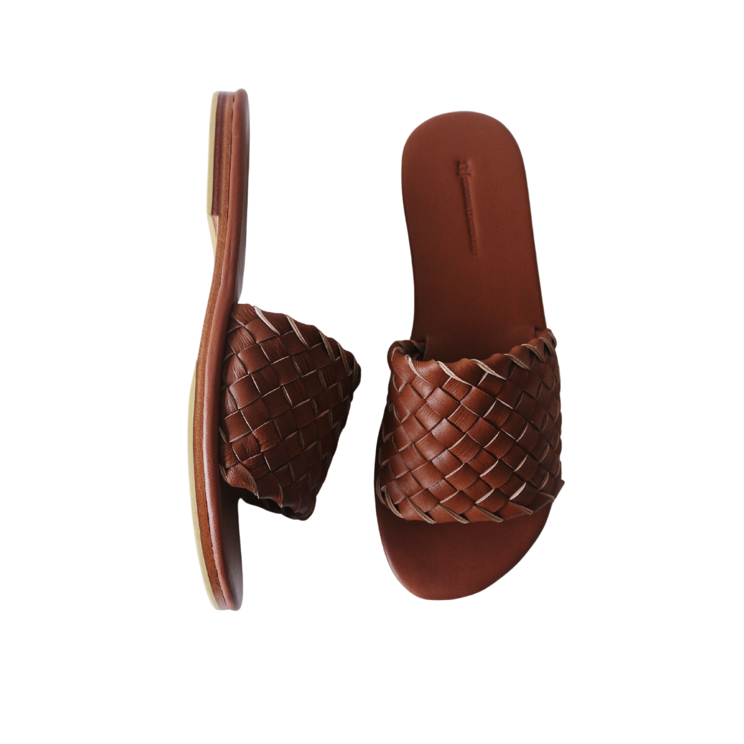 SUMMER Slides - Summer Tan