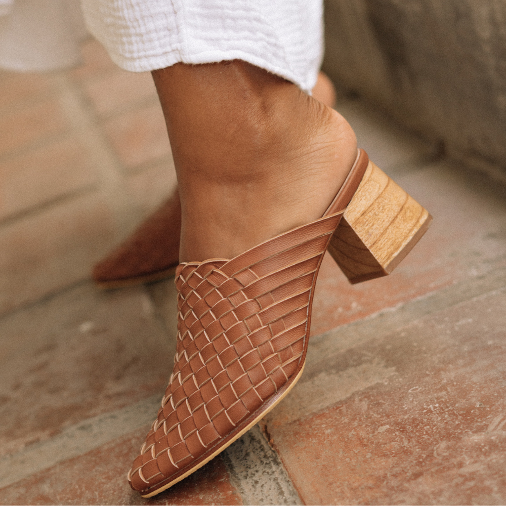 SURI Woven Rounded Heels
