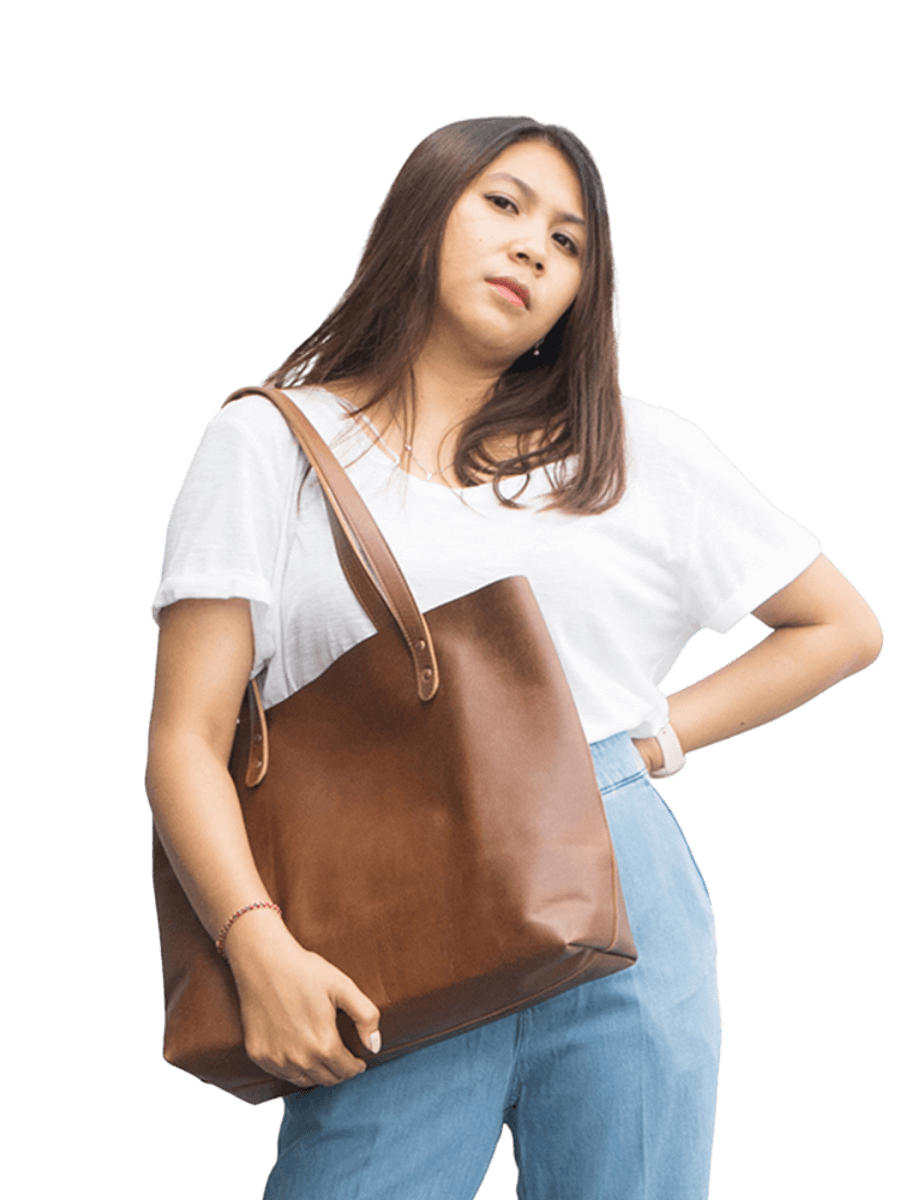 look casual with cognac colored ellen market tote bag