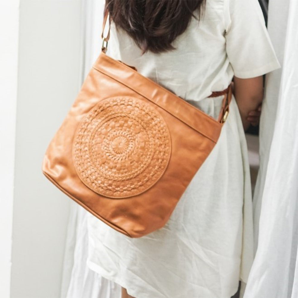 MANDALA Shoulder Bag - Honey Tan